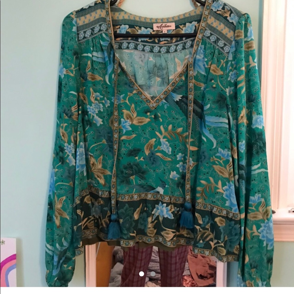 Arnhem top
